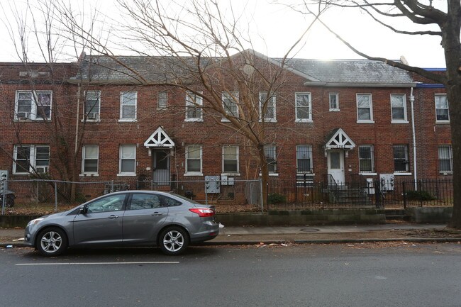 1703-1705 W Virginia Ave NE