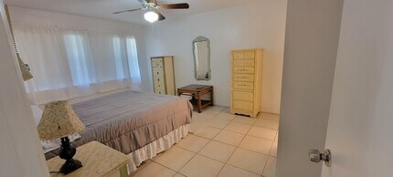 12738 Peconic Ct in Wellington, FL - Building Photo - Building Photo