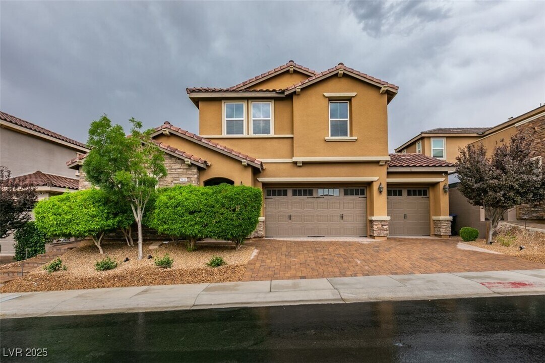 2566 Speyburn Ave in Henderson, NV - Building Photo