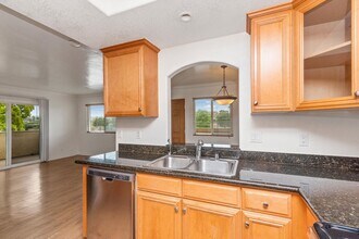 5034 Los Morros Way in Oceanside, CA - Building Photo - Building Photo