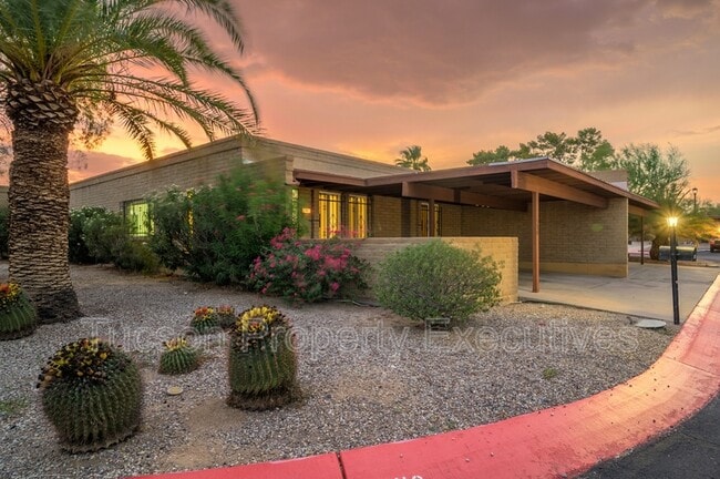 property at 510 W Cll Lago