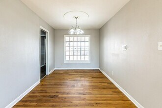 3814 32nd St in Lubbock, TX - Building Photo - Building Photo