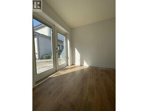 6349 Fremlin St in Vancouver, BC - Building Photo - Building Photo