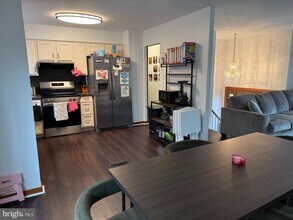 7 Hanover Pl in Sicklerville, NJ - Building Photo - Building Photo