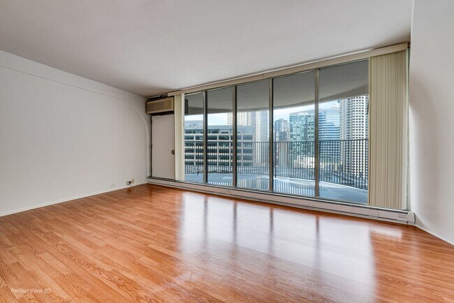 300 N State St in Chicago, IL - Building Photo - Building Photo