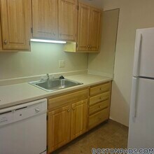 122 Dustin St, Unit 16 in Boston, MA - Building Photo - Building Photo