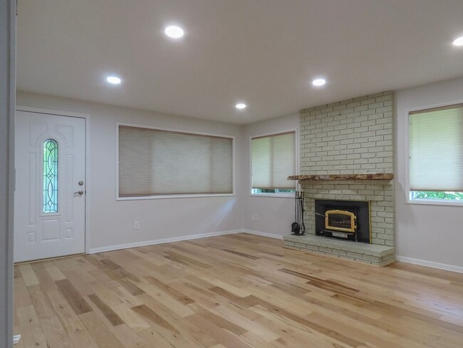 property at 4185 SW Childs Rd