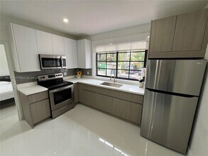 733 Michigan Ave in Miami Beach, FL - Building Photo - Building Photo