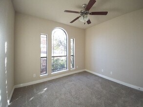 1859 Roadrunner Dr in Weatherford, TX - Building Photo - Building Photo