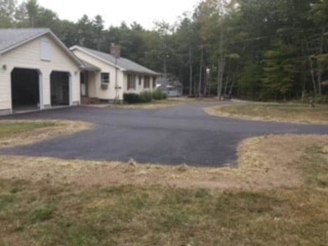 38 Old Pond Rd in Buxton, ME - Building Photo - Building Photo