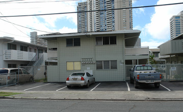 2307 Fern St in Honolulu, HI - Building Photo - Building Photo