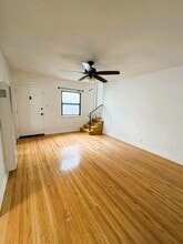 124 Argonne Ave in Long Beach, CA - Foto de edificio - Building Photo