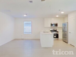 1726 Serenity Moon Dr in Crosby, TX - Building Photo - Building Photo