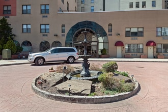 111 Mulberry St in Newark, NJ - Foto de edificio - Building Photo