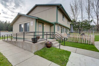 1600 W 7th St in Newport, WA - Building Photo - Building Photo