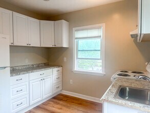 1152 Shippan Ave in Stamford, CT - Building Photo - Building Photo