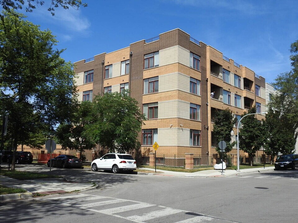 6456 S Woodlawn Ave in Chicago, IL - Building Photo