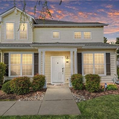 1044 Grace Hill Dr in Virginia Beach, VA - Building Photo