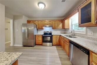 2690 Old Ivy Ct NE in Buford, GA - Building Photo - Building Photo