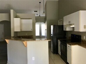 2369 Captain Dr in Deltona, FL - Building Photo - Building Photo