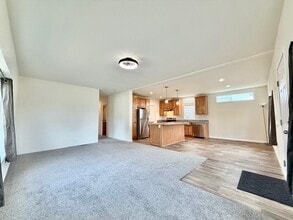 4212 E Princeton Ave in Spokane, WA - Foto de edificio - Building Photo