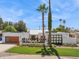 16213 N 63rd Pl in Scottsdale, AZ - Building Photo