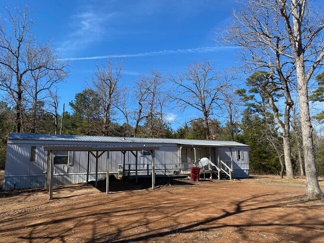 1736 Co Rd 4223 in Atlanta, TX - Building Photo - Building Photo