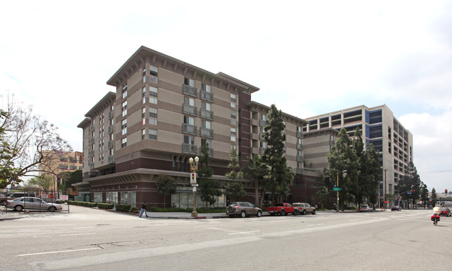 Grand & Venice in Los Angeles, CA - Foto de edificio - Building Photo