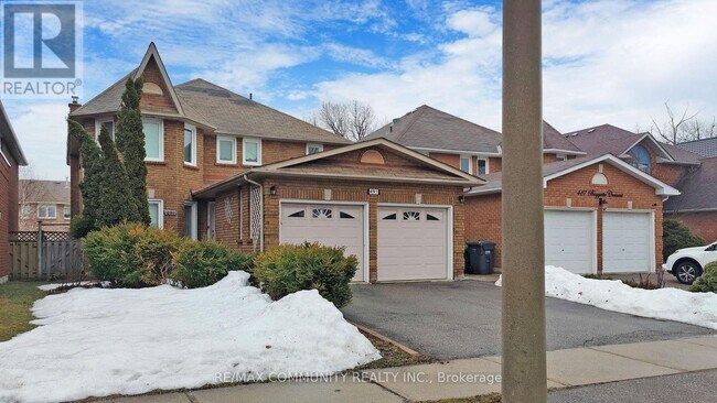 491 Baggetta Crescent in Mississauga, ON - Building Photo - Building Photo