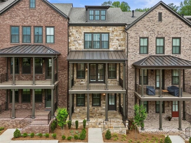 property at 355 Chiswick Cir