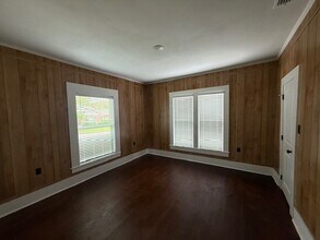 631 Dallas St in Jacksonville, TX - Building Photo - Building Photo