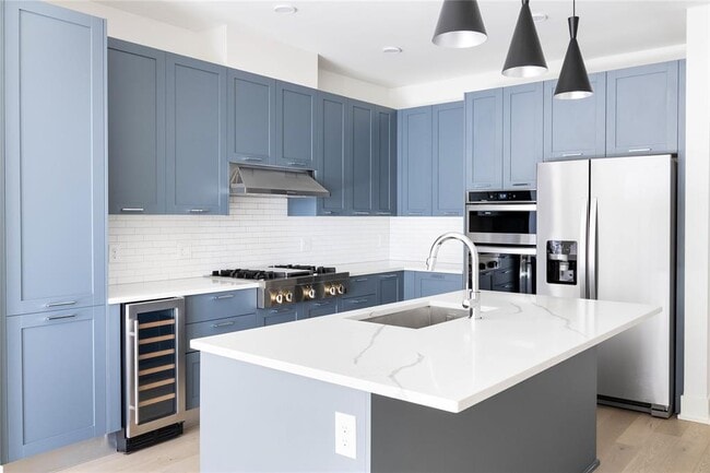 property at 929 Westcott St