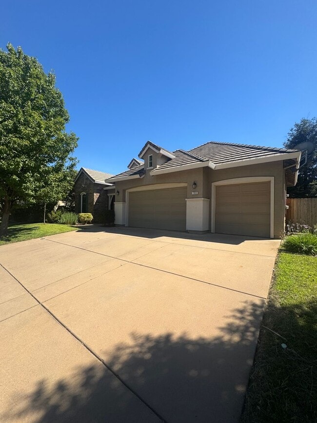 property at 709 Woodacre Dr