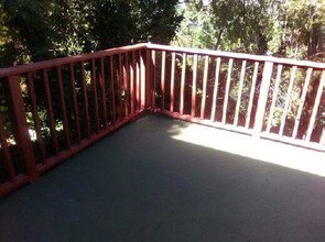 22701 Macfarlane Dr in Woodland Hills, CA - Building Photo - Building Photo