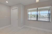 1401 NW 15th Ave in Boca Raton, FL - Building Photo - Building Photo