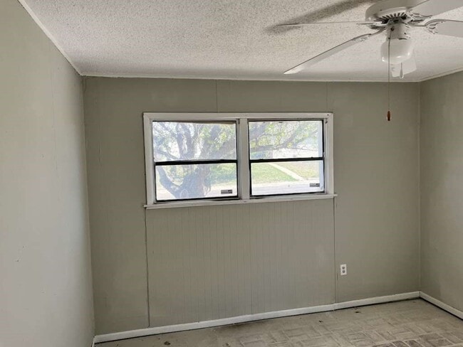 property at 917 Nelson St