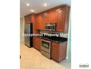 1617 SW 28th Terrace in Cape Coral, FL - Building Photo - Building Photo