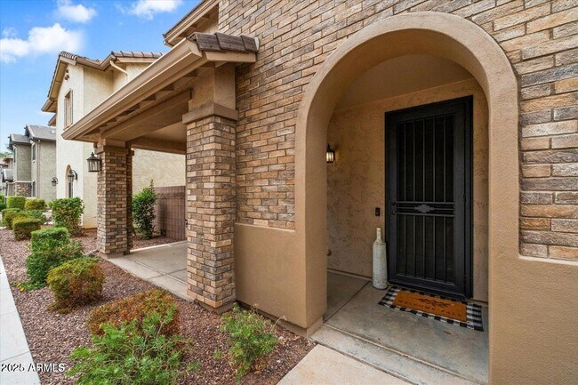 3698 E Angstead Dr in Gilbert, AZ - Building Photo - Building Photo