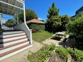 62 Newport St, Unit 2 in Arlington, MA - Building Photo - Building Photo