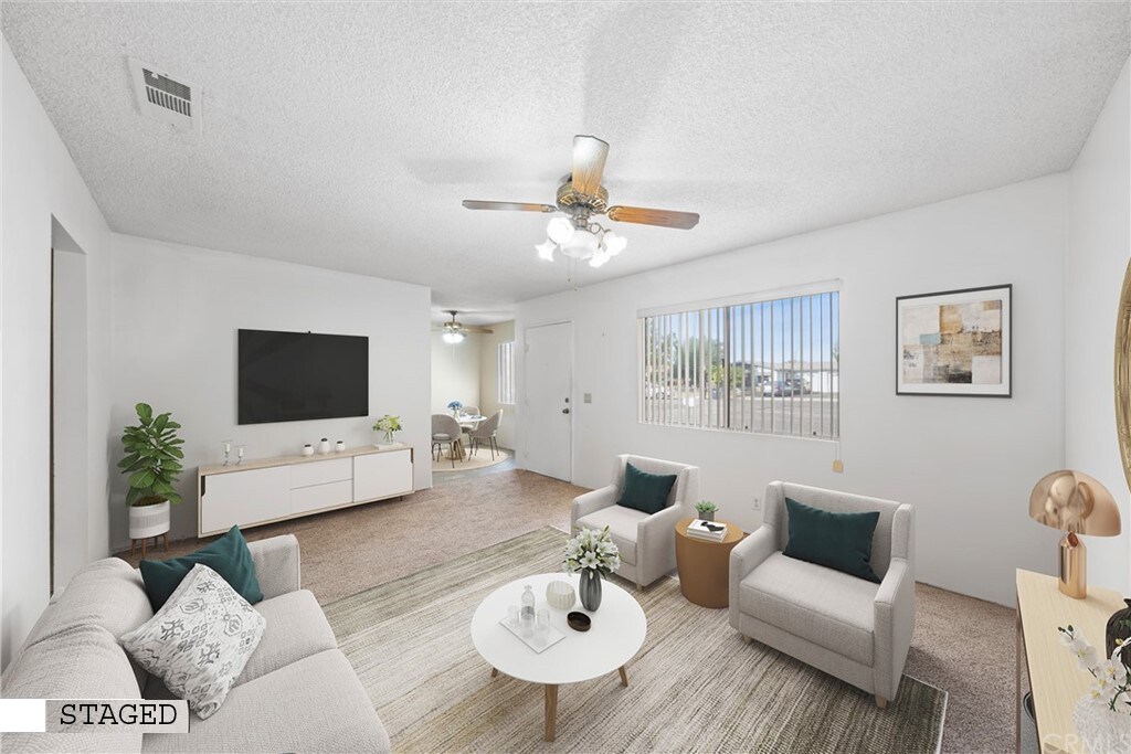 2133 Casita Ct in Hemet, CA - Building Photo