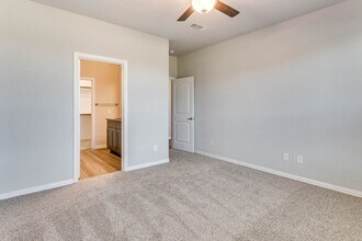 5512 McLanahan Ln in Crowley, TX - Foto de edificio - Building Photo