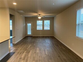 790 Eves Necklace Dr. in Mustang Ridge, TX - Building Photo - Building Photo