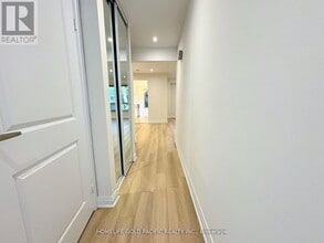 16 Snapdragon Dr in Toronto, ON - Building Photo - Building Photo