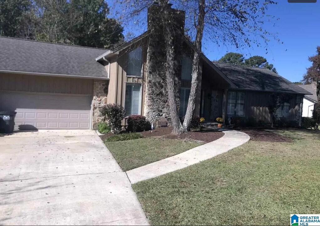 265 Vista Cir in Gardendale, AL - Building Photo