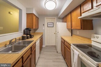 20617 Shadyside Way in Germantown, MD - Building Photo - Building Photo