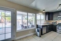 7066 Hillcroft Way in Las Vegas, NV - Building Photo - Building Photo