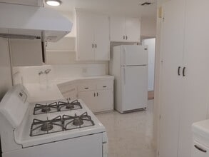 1501 W Santa Cruz St in San Pedro, CA - Building Photo - Building Photo