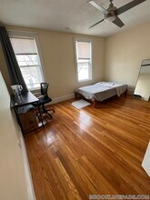 234 Cypress St in Brookline, MA - Building Photo - Building Photo