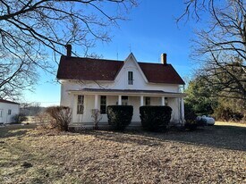 7986 E Co Rd 975 S in Cloverdale, IN - Building Photo