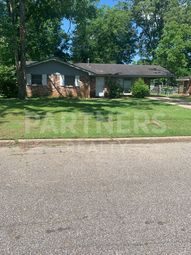 property at 4508 Rainbow Rd